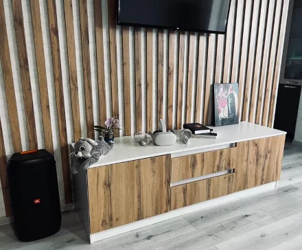 Тумба ТВ большая Парус, белый/вотан 